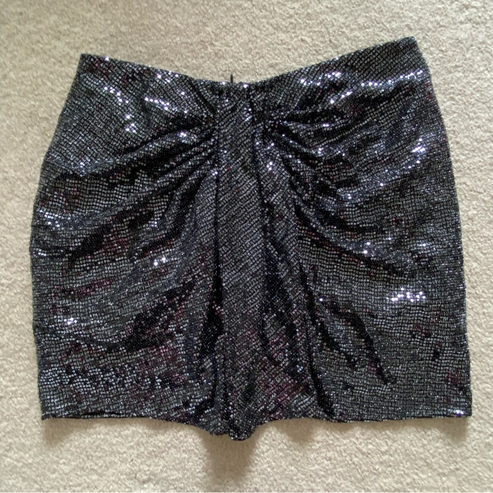 Like new Zara sequin skirt size L